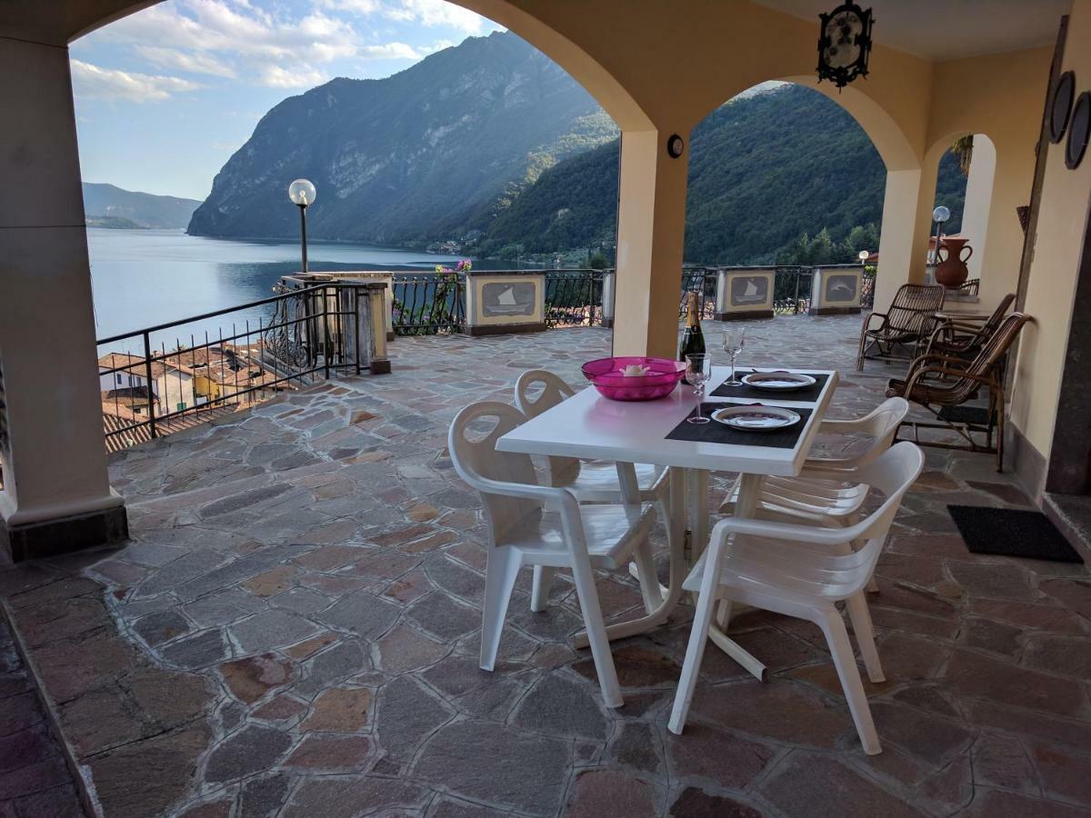 Gina'S Apartment Riva di Solto Exterior photo