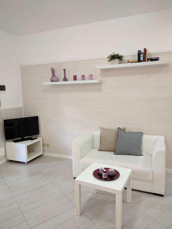Gina'S Apartment Riva di Solto Exterior photo