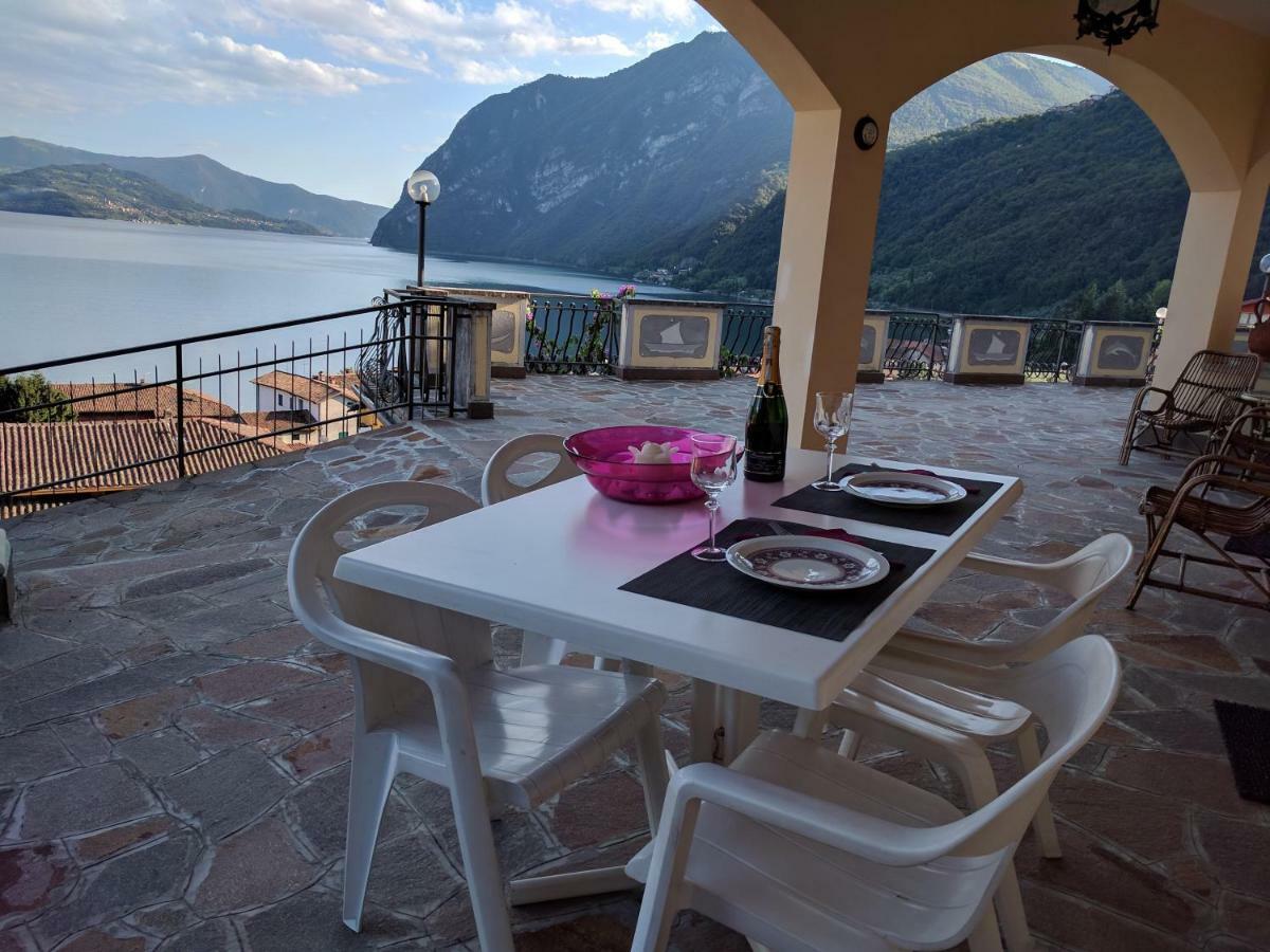 Gina'S Apartment Riva di Solto Exterior photo